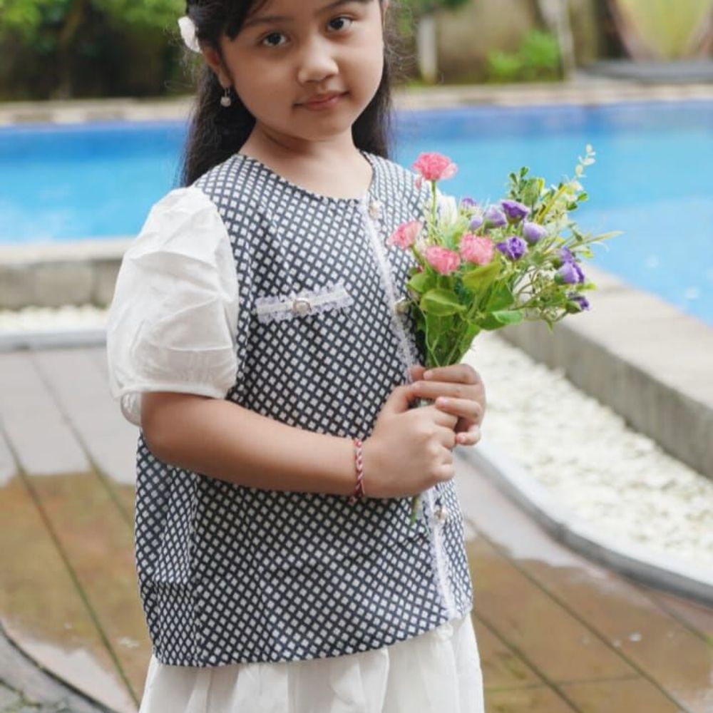 Setelan Rok Middle Tartan Korean Beauty