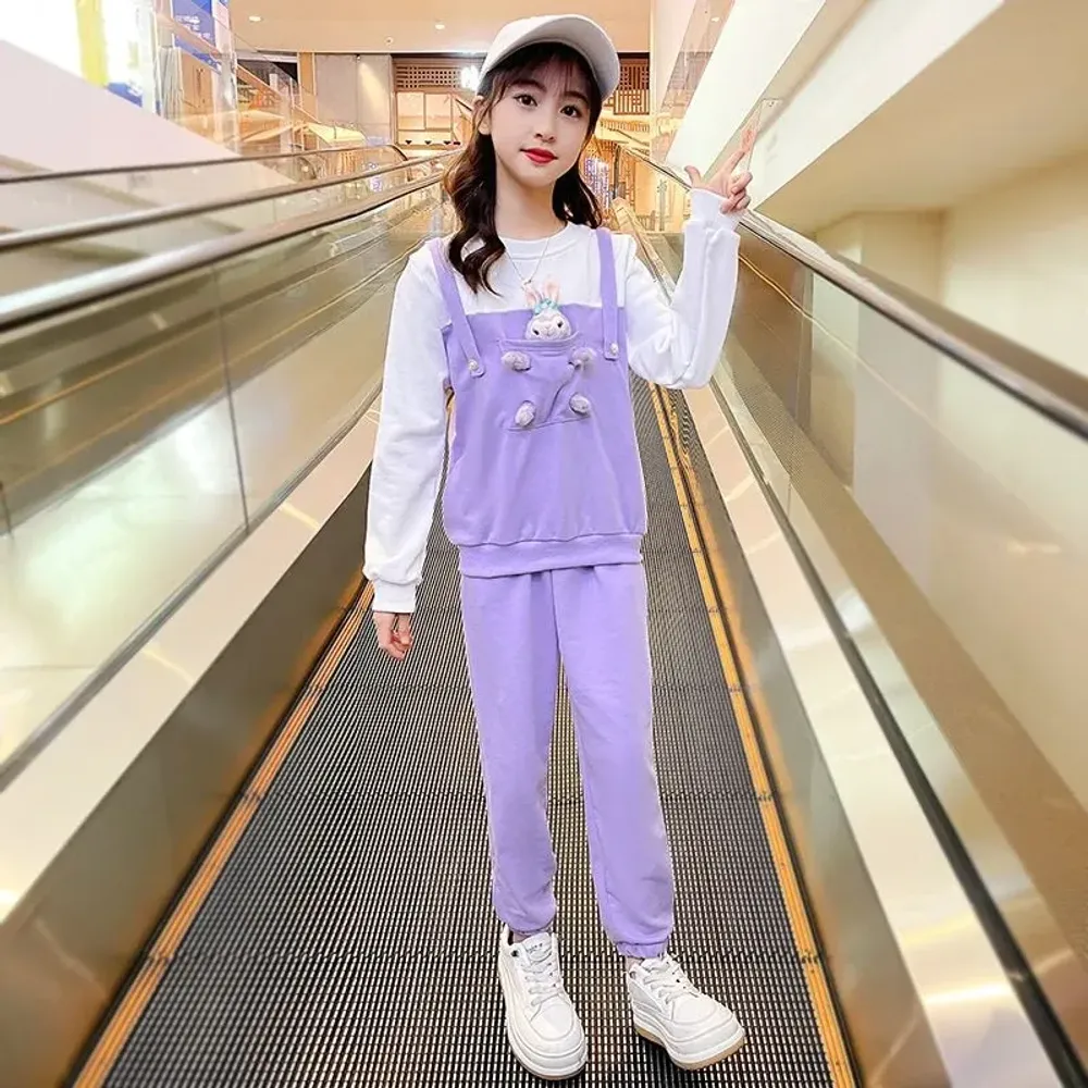 Setelan Rabbit Pocket Pompom