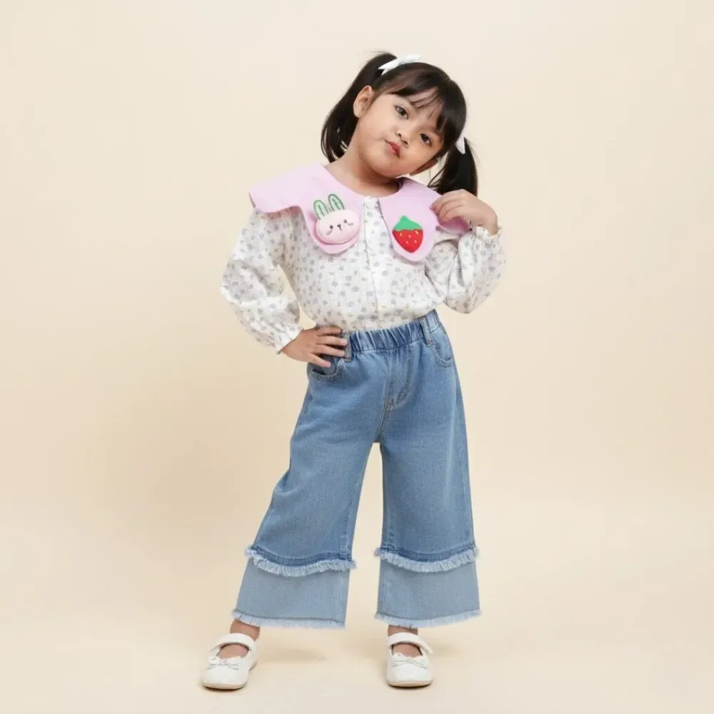 Setelan Strawberry Pompom Pattern Bunny