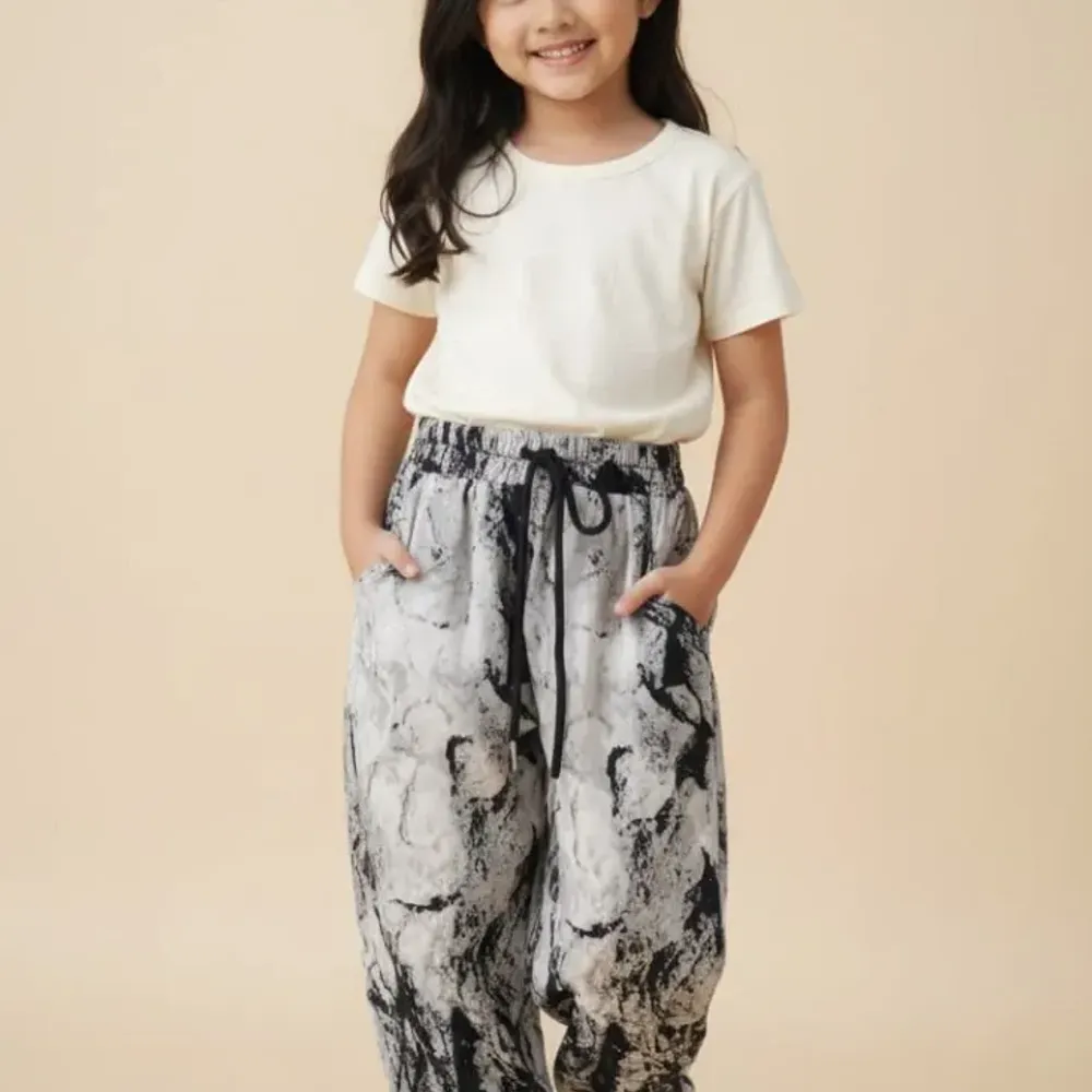 Pants Girl Modish Trendy Look