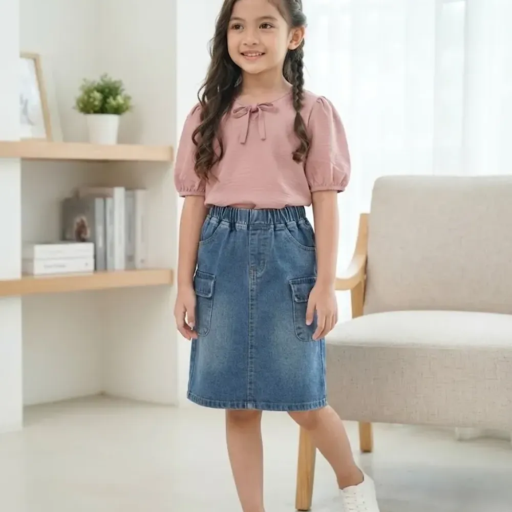 Skirt Girls Raw Plate