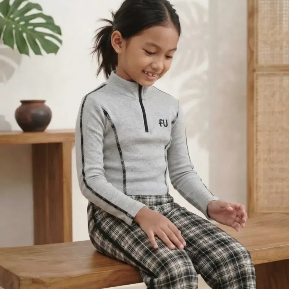 Set Girl Sport Caca Bons — tampilan lain