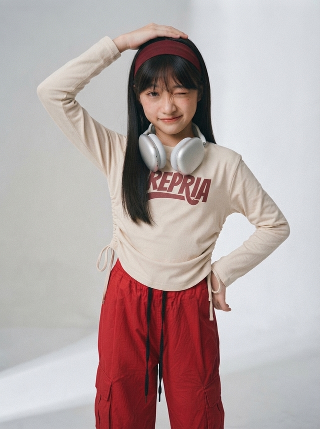 Set Girl Red Sweet Molina โ tampilan lain