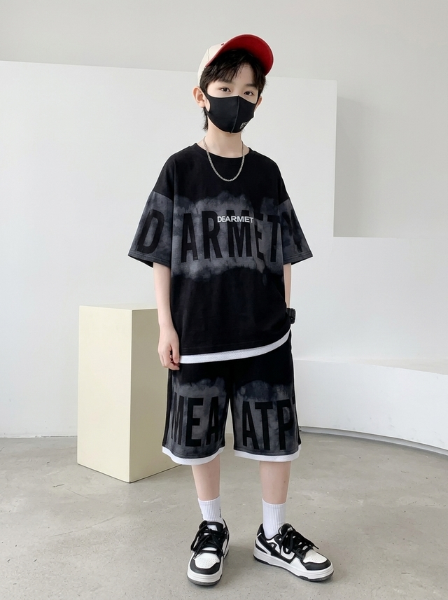 Set Boys City Young Hustle โ tampilan lain